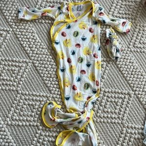 New Cooper Pearl x Sesame Street Swaddle with Matching bow